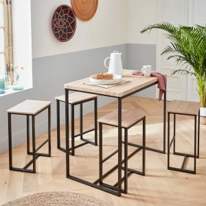 Hoge tafel met 4 stoelen