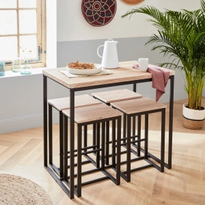 Hoge tafel met 4 stoelen