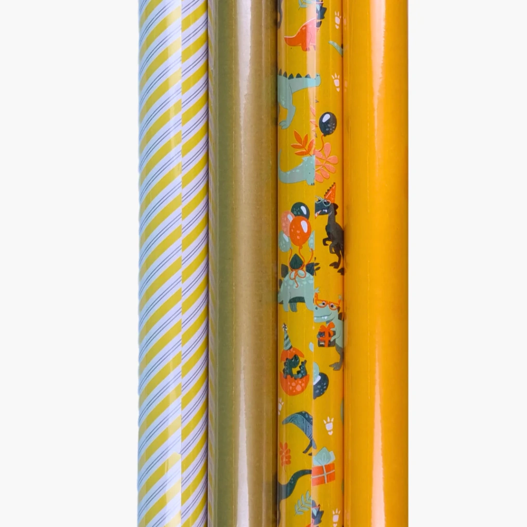 Geel/goudkleurige cadeaupapierrollen